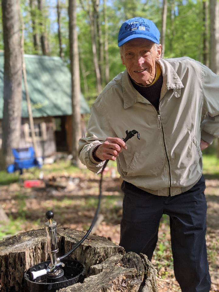 829 Milton & Tree Keg 6658